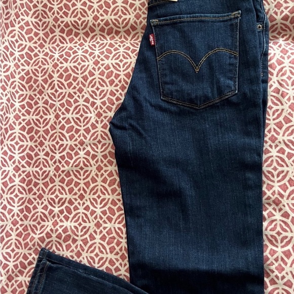 Jean’s - Picture 4 of 7